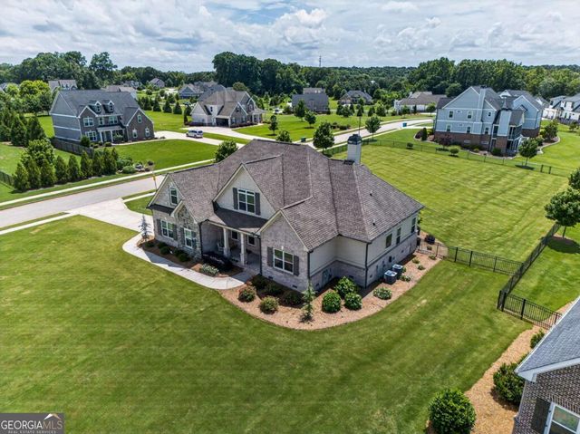 2141 Gallop Way, Bogart, GA 30622