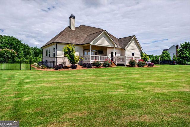 2141 Gallop Way, Bogart, GA 30622