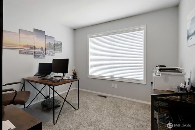 20425 96th Way S, Kent, WA 98031