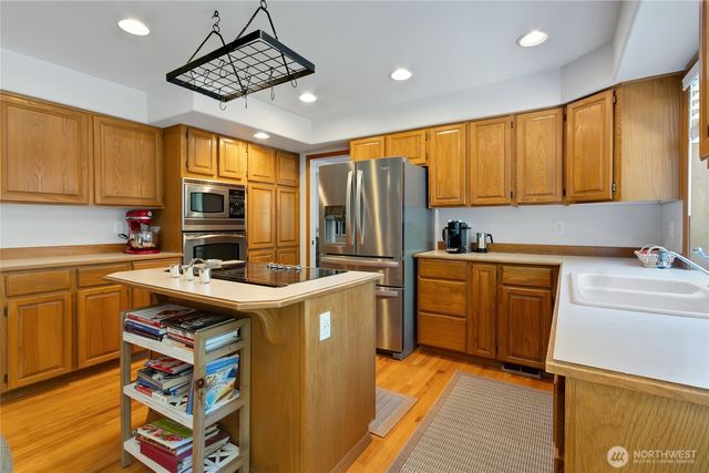 20425 96th Way S, Kent, WA 98031