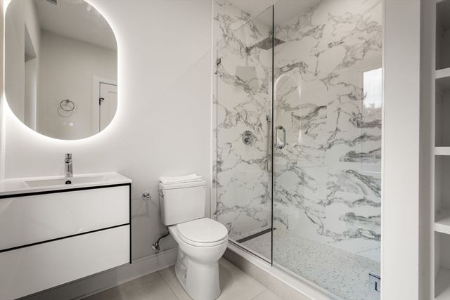 45 River Ave 45, Newton, MA 02464