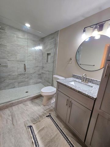 2417 Mobile Rd, Mccaysville, GA 30555