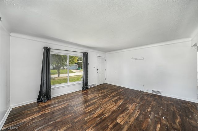 16780 Gerard Avenue, Maple Heights, OH 44137