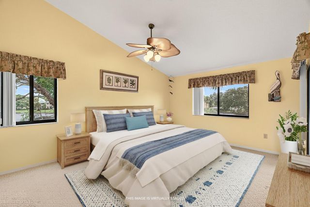 5720 Pelican Pointe Drive 3, Sebastian, FL 32958