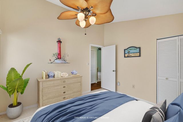 5720 Pelican Pointe Drive 3, Sebastian, FL 32958