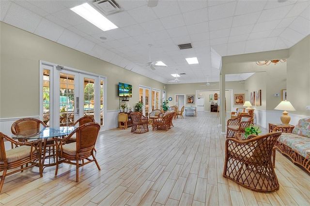 5720 Pelican Pointe Drive 3, Sebastian, FL 32958