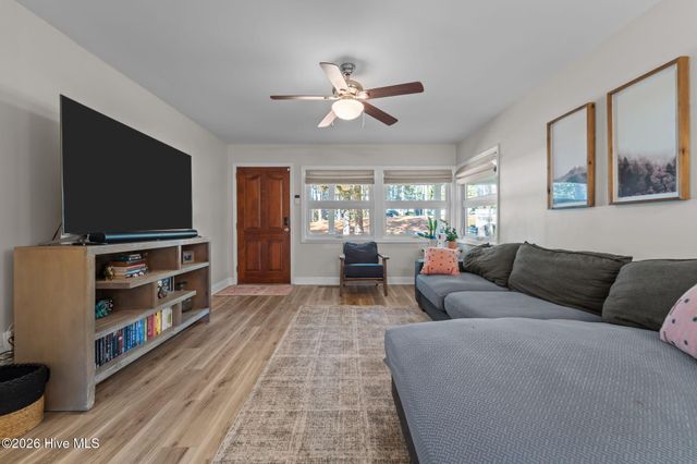 401 Crestview Road, Southern Pines, NC 28387