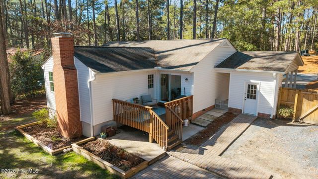 401 Crestview Road, Southern Pines, NC 28387