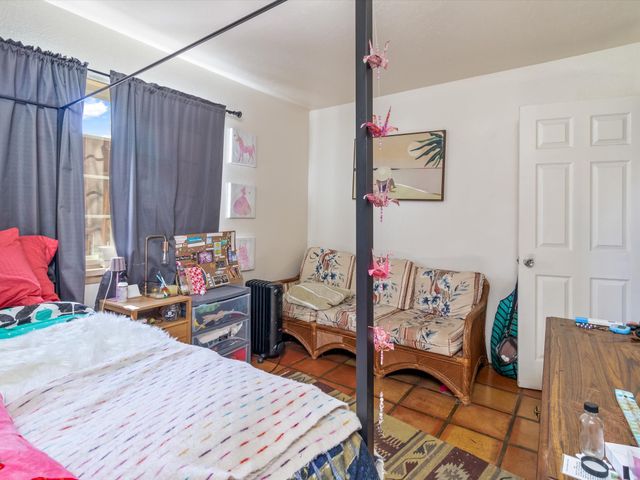 414 A and B Camino Don Miguel, Santa Fe, NM 87505