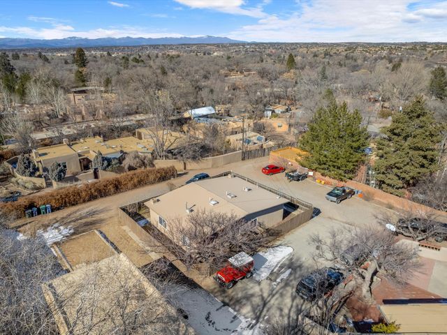 414 A and B Camino Don Miguel, Santa Fe, NM 87505