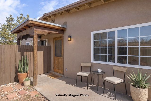 414 A and B Camino Don Miguel, Santa Fe, NM 87505