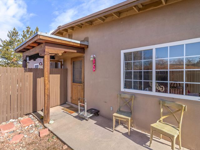 414 A and B Camino Don Miguel, Santa Fe, NM 87505