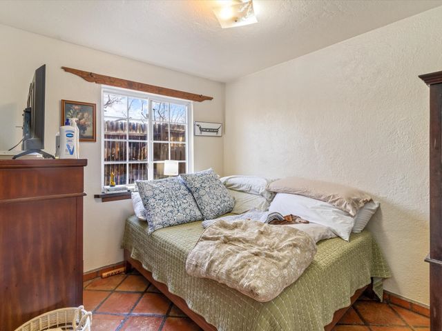 414 A and B Camino Don Miguel, Santa Fe, NM 87505
