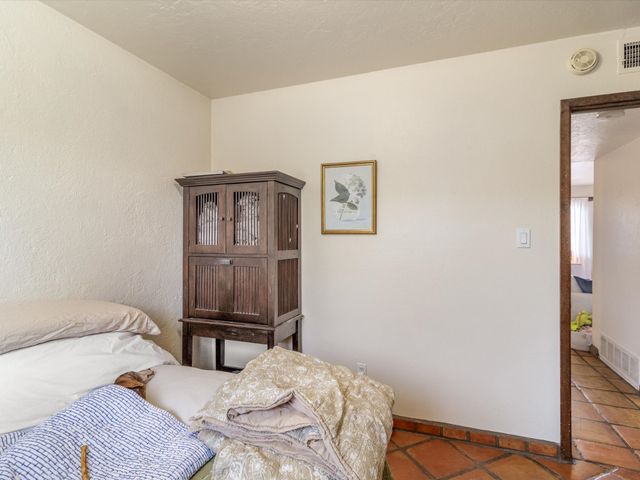 414 A and B Camino Don Miguel, Santa Fe, NM 87505