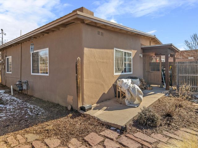 414 A and B Camino Don Miguel, Santa Fe, NM 87505