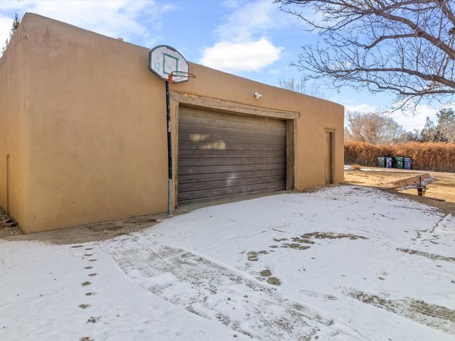 414 A and B Camino Don Miguel, Santa Fe, NM 87505