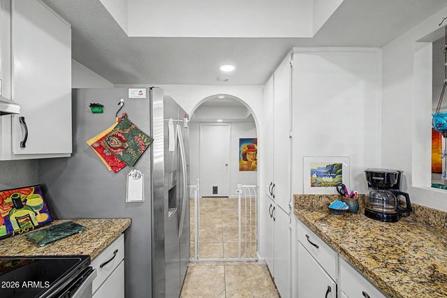 5323 S MITCHELL Drive, Tempe, AZ 85283