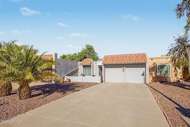 5323 S MITCHELL Drive, Tempe, AZ 85283