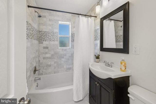 1900 SAVANNAH PL SE, Washington, DC 20020