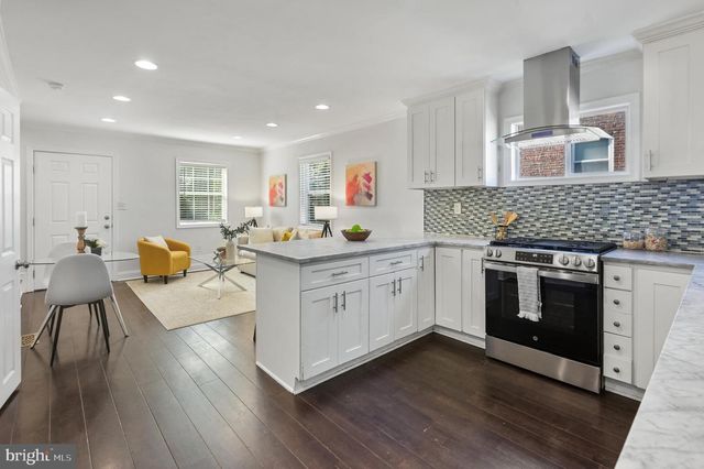 1900 SAVANNAH PL SE, Washington, DC 20020