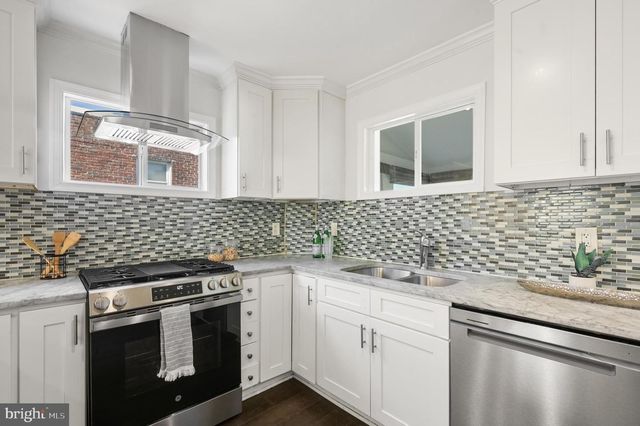 1900 SAVANNAH PL SE, Washington, DC 20020