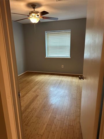 3411 Stoney Oak Drive, Houston, TX 77068