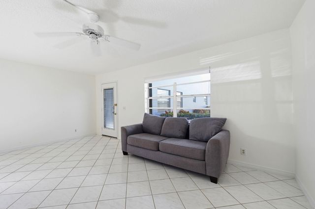 249 Burgundy F, Delray Beach, FL 33484