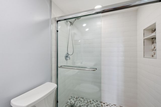 249 Burgundy F, Delray Beach, FL 33484