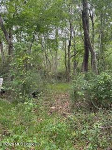 11102 Coleman Road, Gulfport, MS 39503