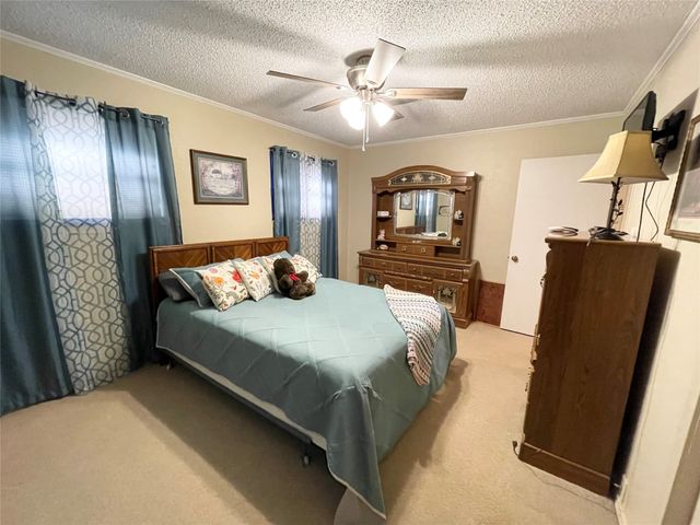 14 Robinhood Lane, Bridgeport, TX 76426