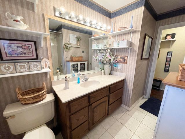 14 Robinhood Lane, Bridgeport, TX 76426