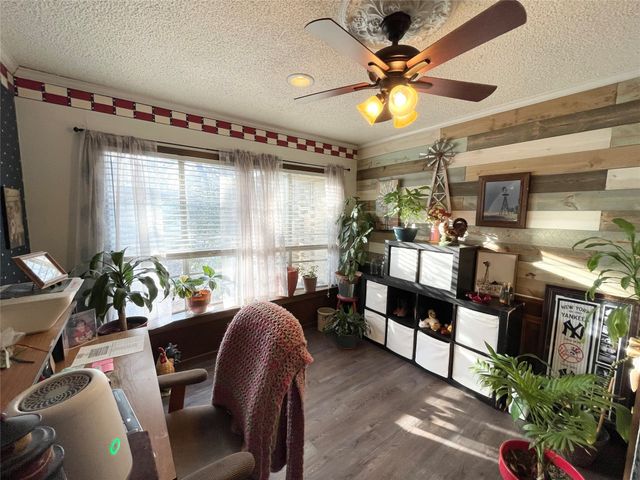 14 Robinhood Lane, Bridgeport, TX 76426