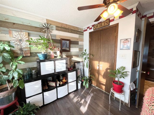 14 Robinhood Lane, Bridgeport, TX 76426