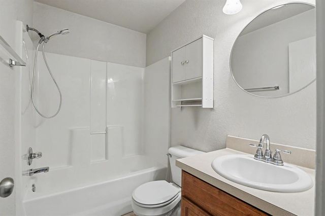 1801 NW 147th Street, Edmond, OK 73013