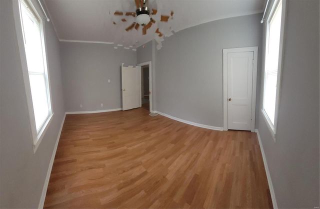 215 Summit Avenue, Glen Carbon, IL 62034
