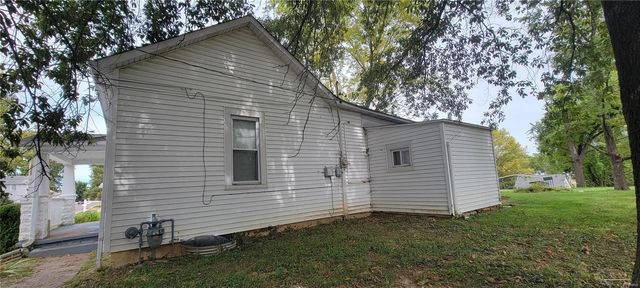 215 Summit Avenue, Glen Carbon, IL 62034