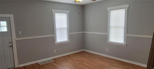 215 Summit Avenue, Glen Carbon, IL 62034