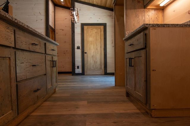 1990 Big Creek, Blue Ridge, GA 30513