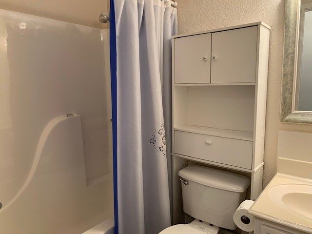 766 Deauville Circle E, Fort Worth, TX 76108