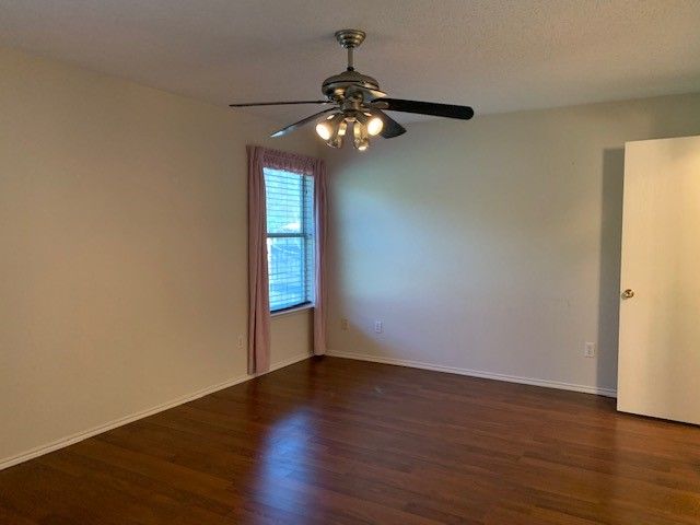 766 Deauville Circle E, Fort Worth, TX 76108