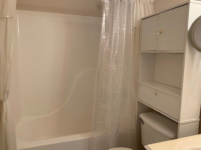 766 Deauville Circle E, Fort Worth, TX 76108