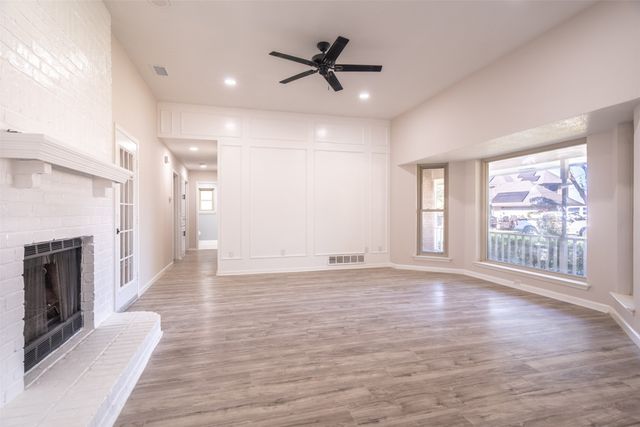 149 Lassetter Drive, Red Oak, TX 75154