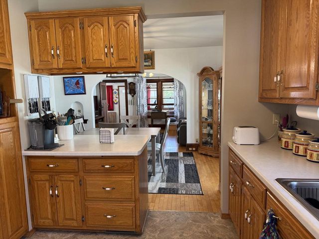 1046 DOUSMAN STREET, Green Bay, WI 54303