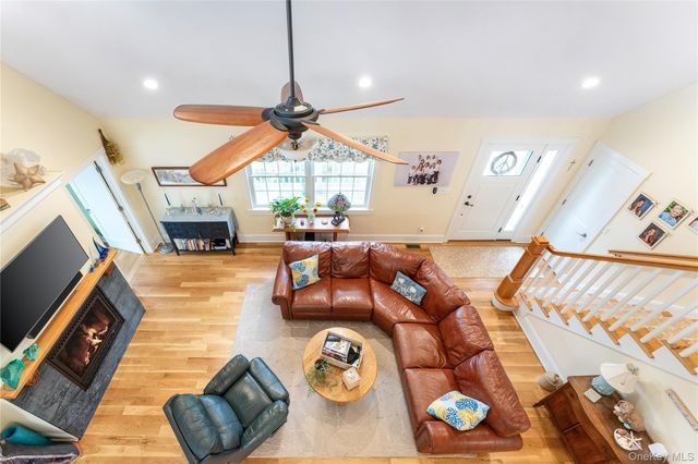 61 Atlantic Avenue, Hampton Bays, NY 11946