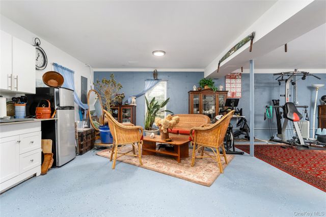 61 Atlantic Avenue, Hampton Bays, NY 11946