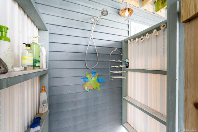 61 Atlantic Avenue, Hampton Bays, NY 11946