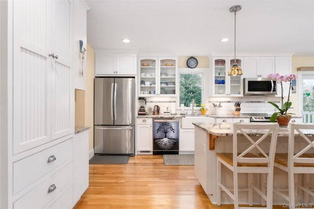 61 Atlantic Avenue, Hampton Bays, NY 11946