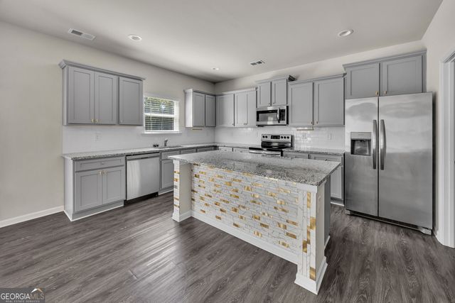 235 Presidents Way, Forsyth, GA 31029