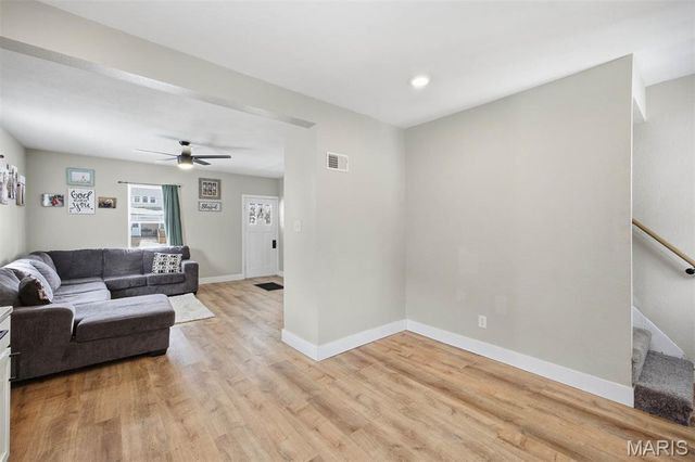 607 Pine Street, Highland, IL 62249