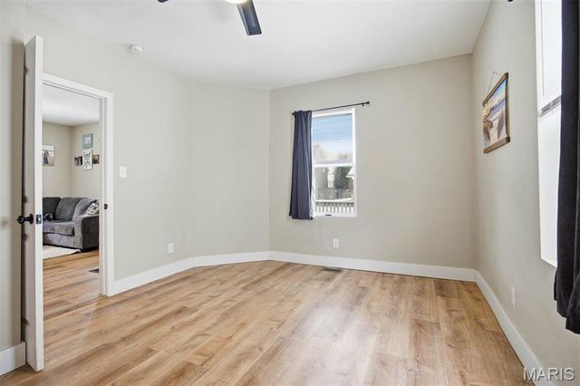 607 Pine Street, Highland, IL 62249